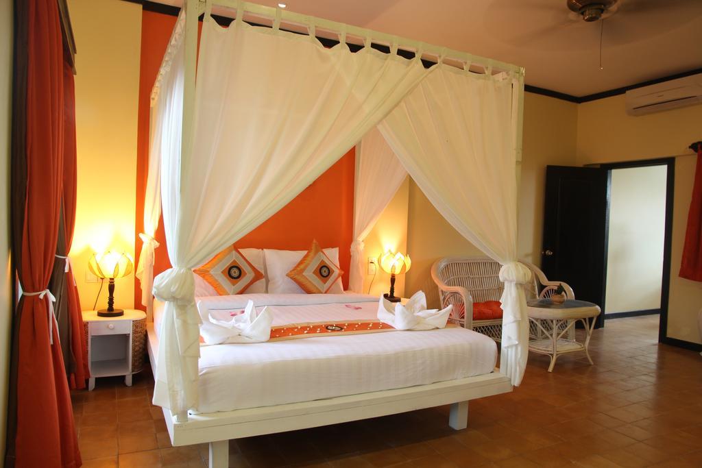 Residence Indochine Suite Siem Reap Room photo